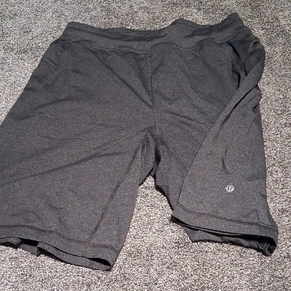 lululemon athletica Men’s Charcoal Black Athletic Shorts